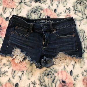 AE Superstretch Shortie Size: 4